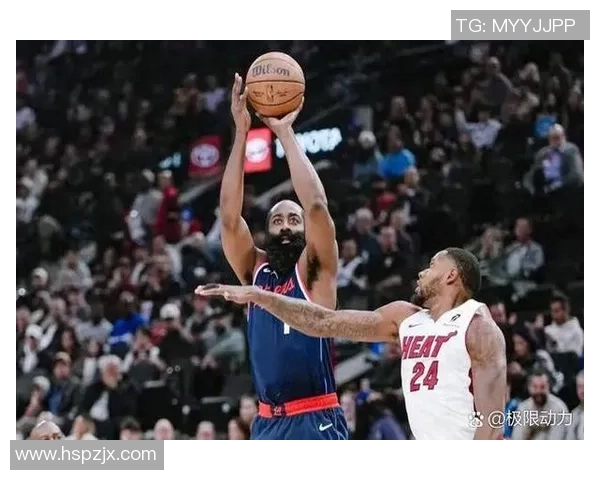 2006年11月12日火箭队与热火队激战回顾精彩瞬间与关键时刻分析